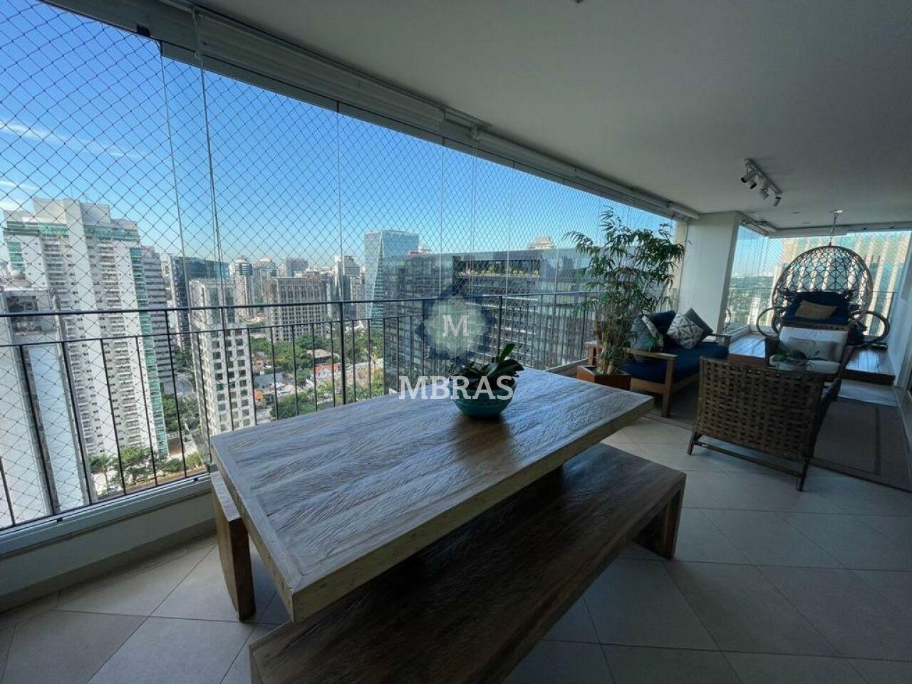 APARTAMENTO COM VISTA NO MELHOR DO ITAIM