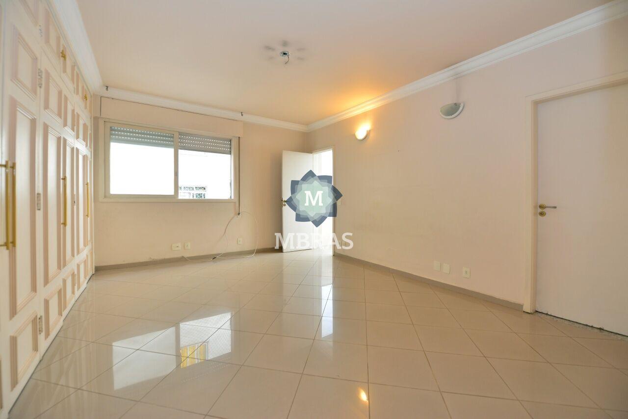 Apartamento em prédio ícone da Santa Cecília