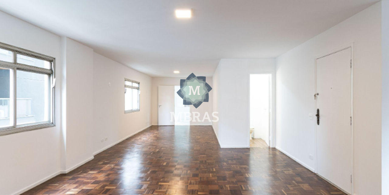 Apartamento com ótima localização no Itaim
