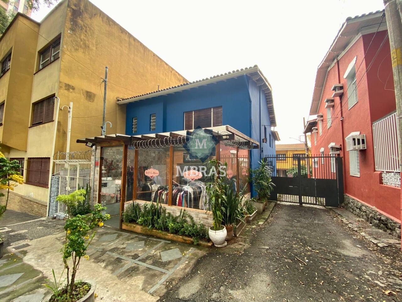 Excelente Casa Comercial no Melhor dos jardins