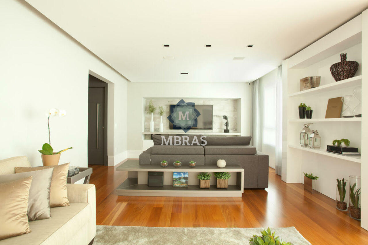 Lindo apartamento, excelente localização na Vila Olimpia