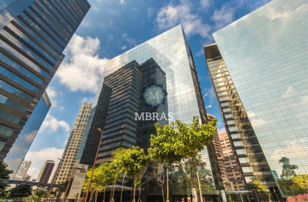 Conjunto comercial no maior complexo multifuncional de São Paulo