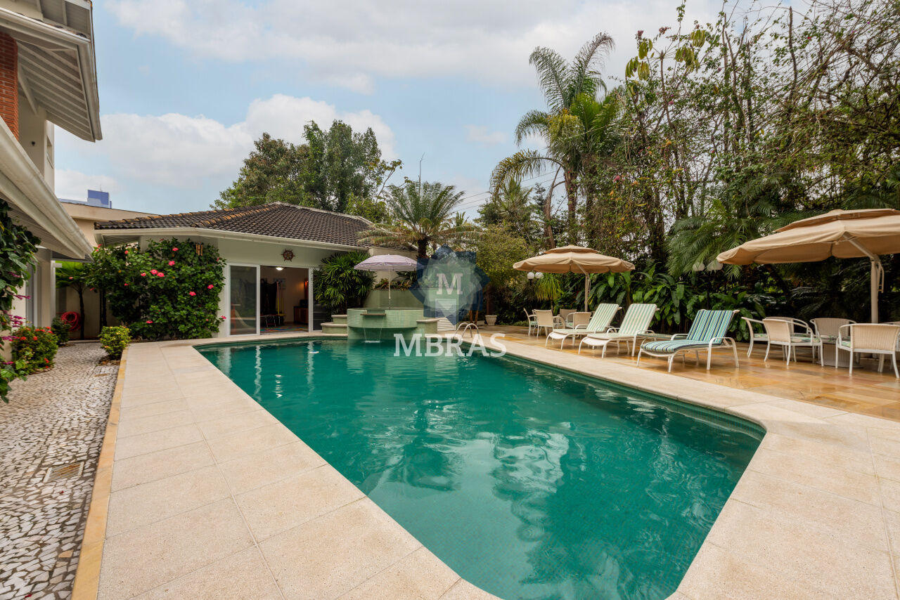 Bela Casa Alto Padrão - Bertioga SP