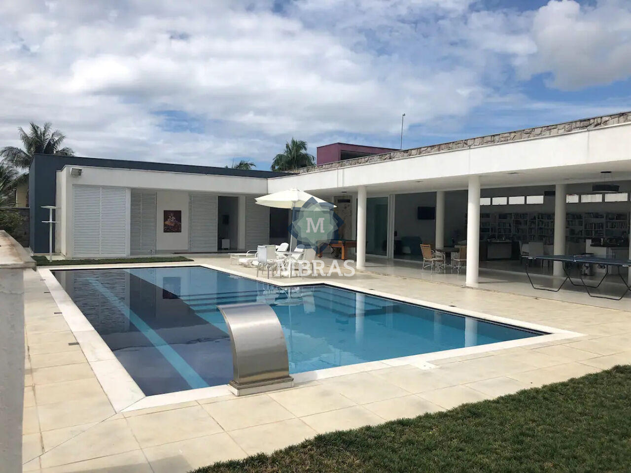 Maravilhosa casa térrea Condomínio Morada da Praia