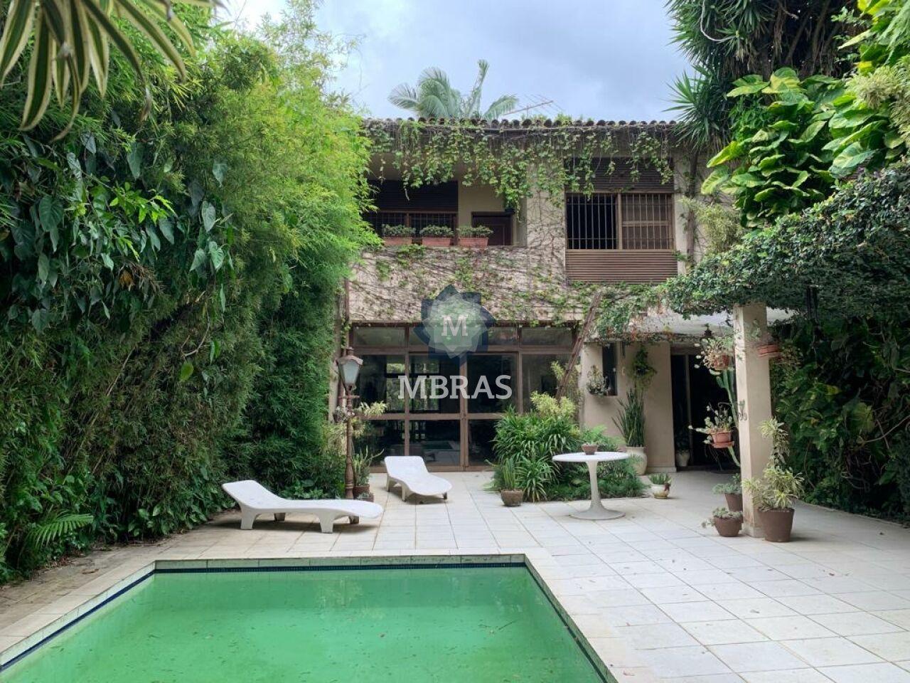 Casa Cidade Jardim com ótima localização