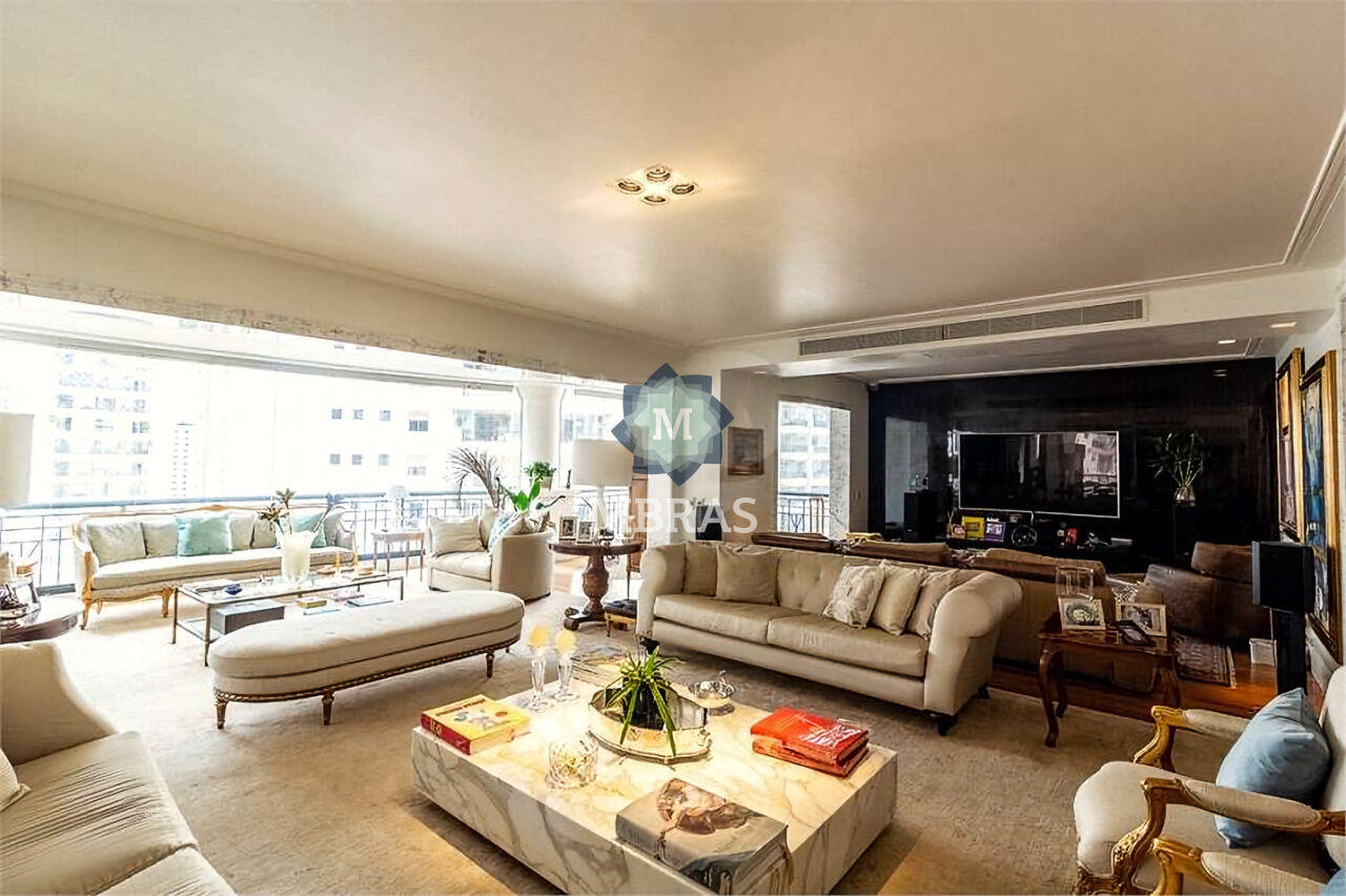Primoroso apartamento a pouco metros do Parque do Povo.