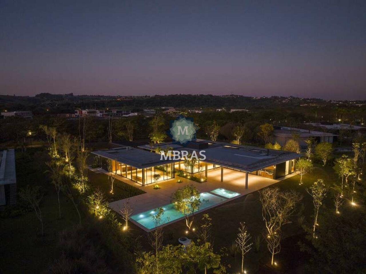 Casa cinematográfica com vista incrível no Fazenda Boa Vista