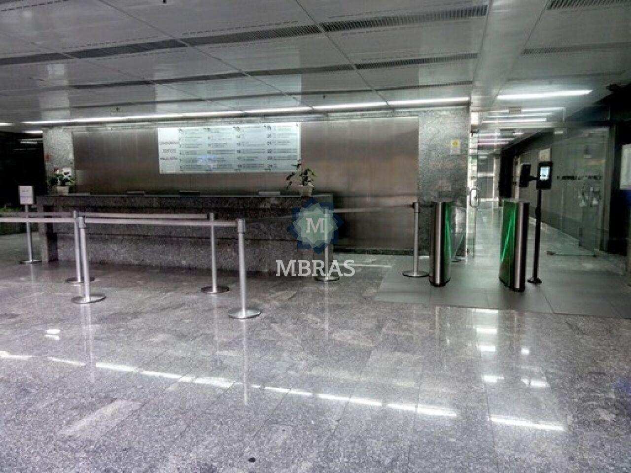 Conjunto comercial com renda na Avenida Paulista