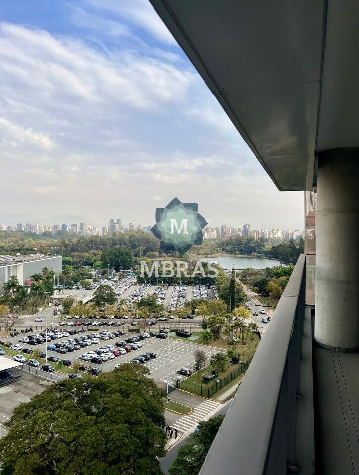 APARTAMENTO COM 4 SUÍTES COM VISTA LIVRE PARA O IBIRAPUERA