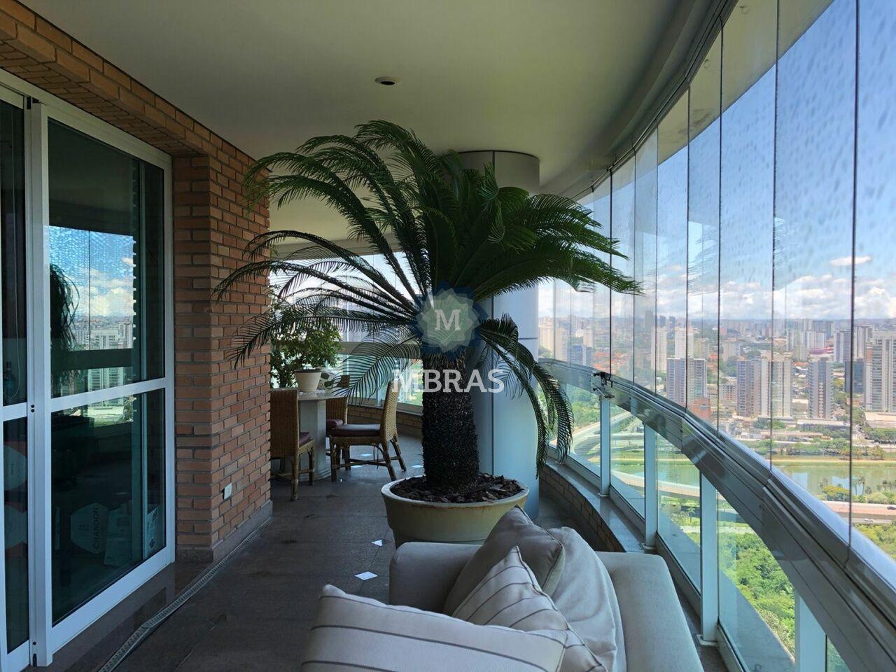 Belíssimo apartamento Panamby com vista 180°