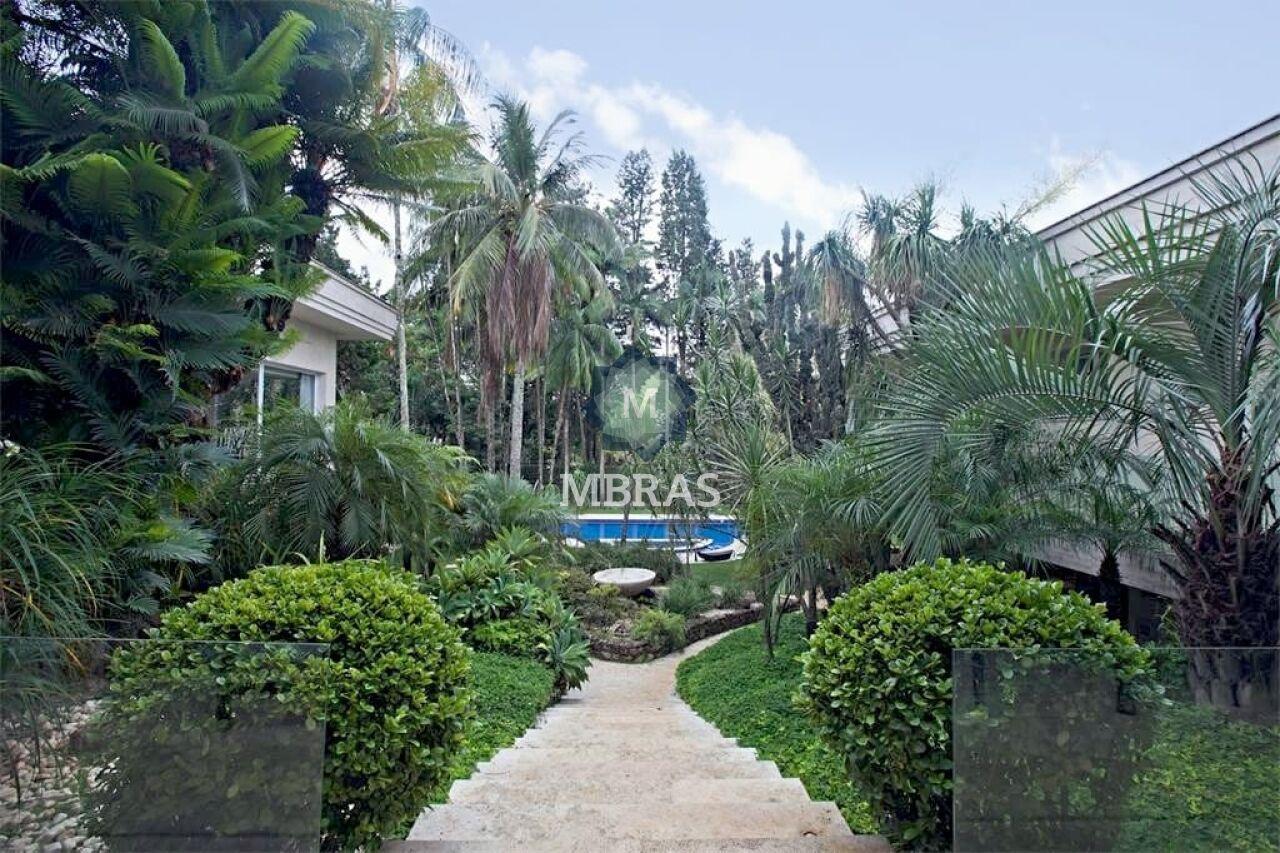 Belíssima casa no Jardim Cordeiro