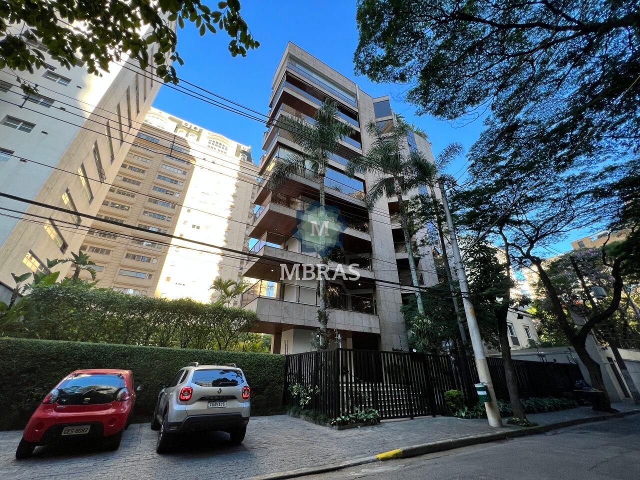 Cobertura Jardim Europa | 429m2 | Reformada | Clube Pinheiros | Off Market