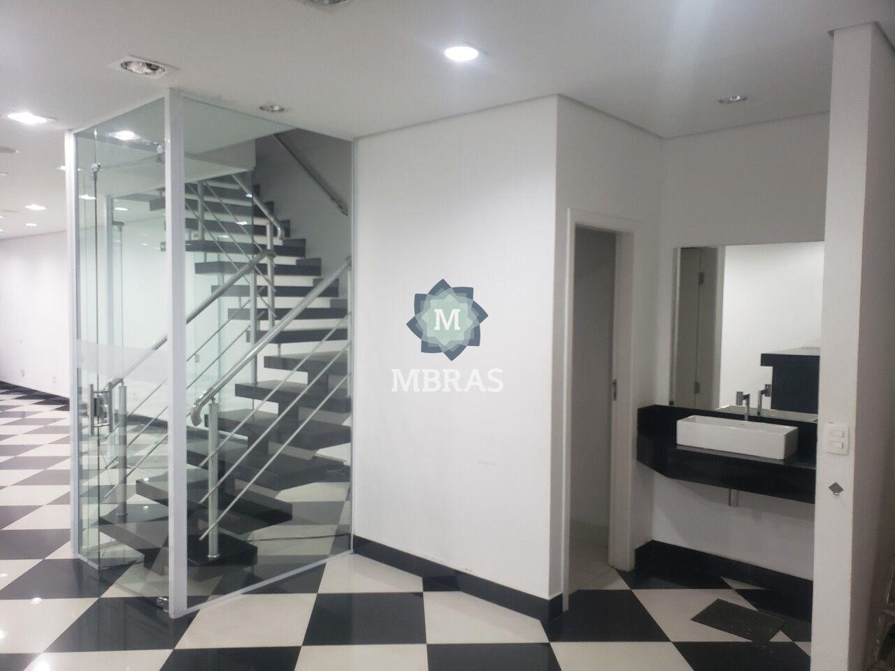 Edifício Comercial em excelente localização e com infraestrutura completa.