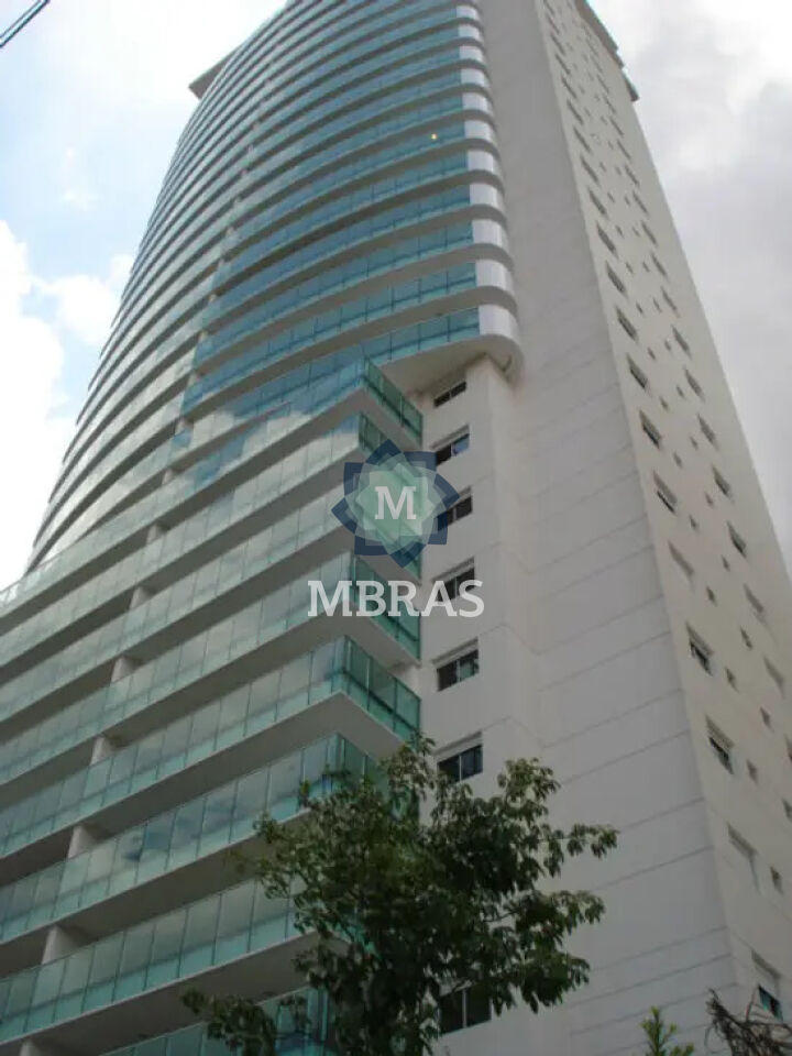 Maravilhoso em condomínio completo no coração do Itaim