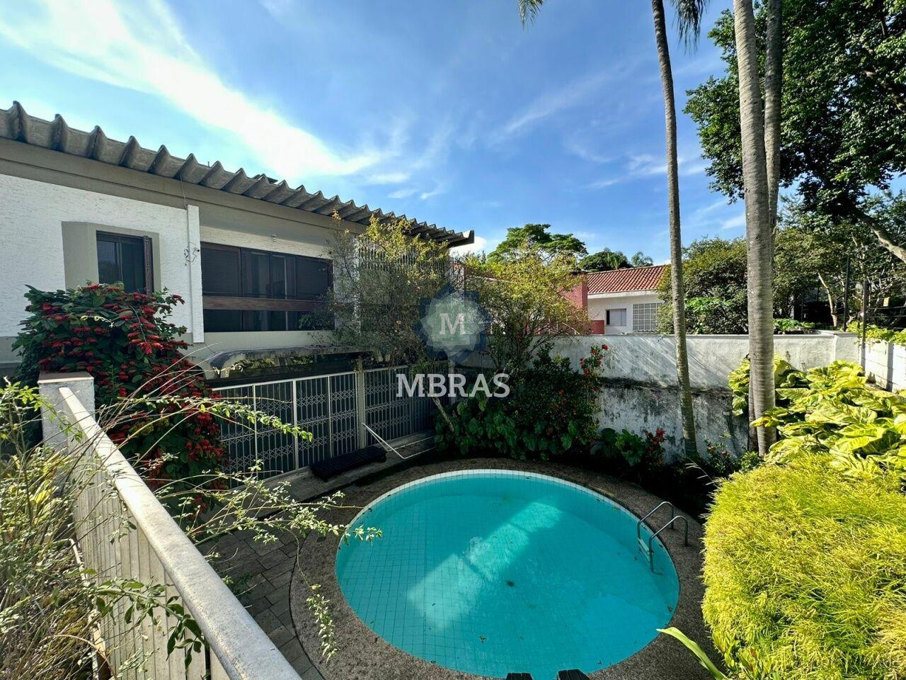 Excelente casa para venda com potencial para reforma / terreno no Jd. Paulistano