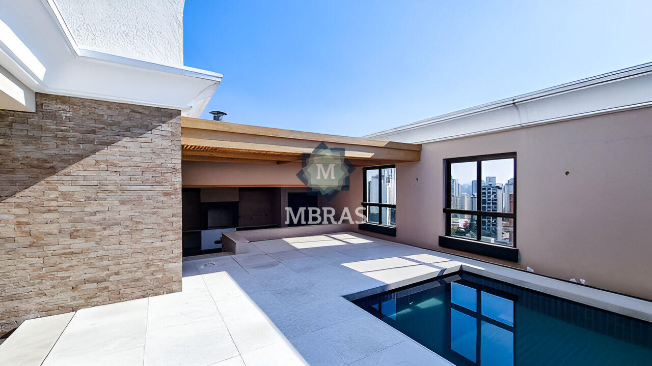 MAGNÍFICA COBERTURA | 4 SUÍTES | 6 VAGAS | 464M²