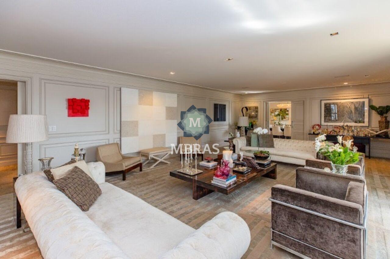 Apartamento com 600m² em Cond. renomado no Jardins