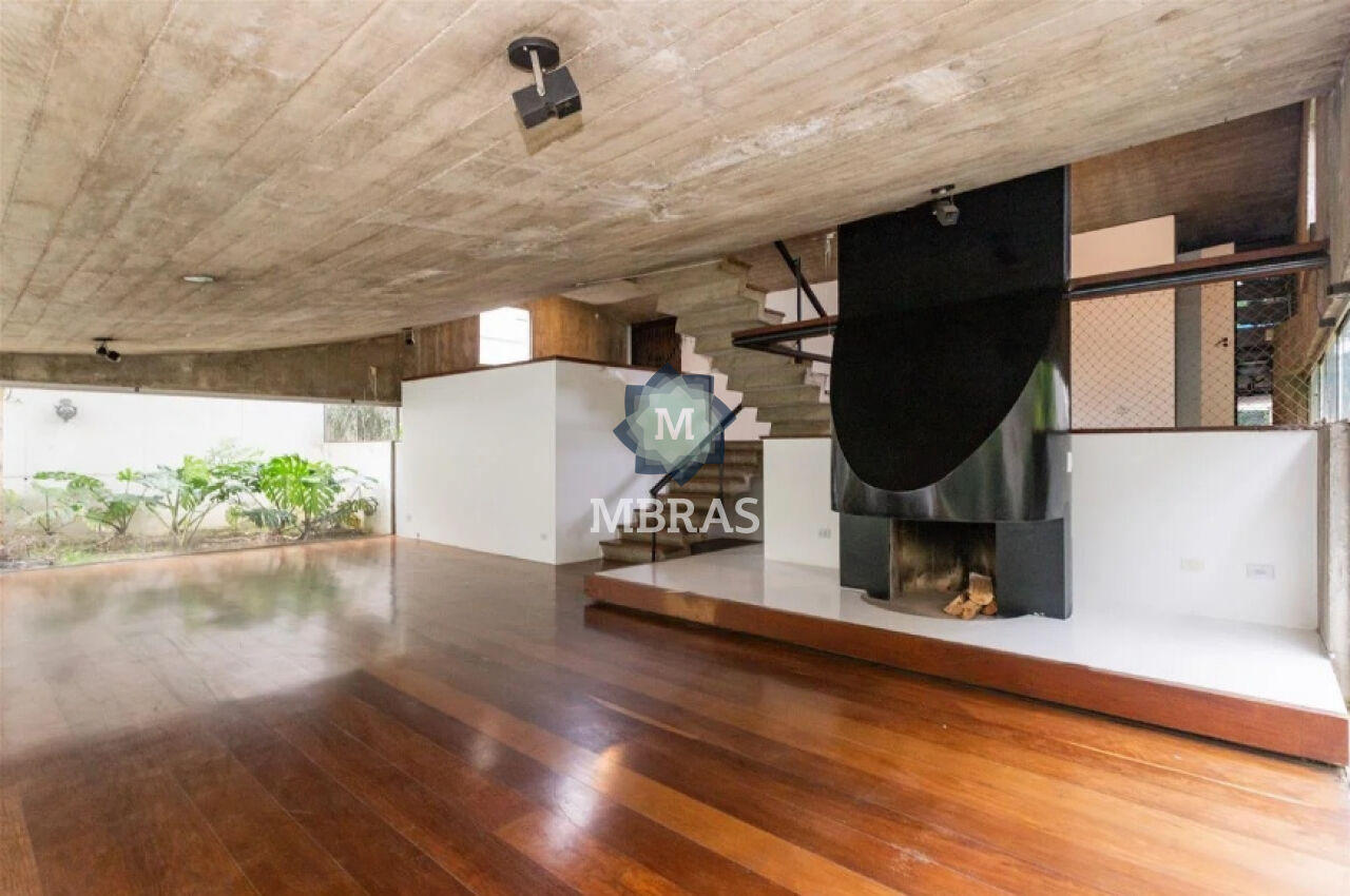 Casa modernista com projeto único e premiado