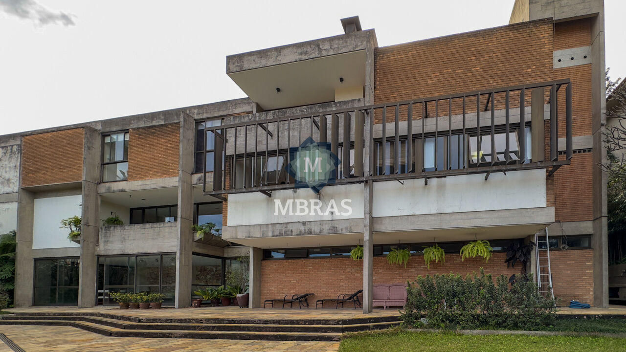 Excelente Casa no Coração do Pacaembú bem Próximo aos Bairros Higienópolis e Perdizes