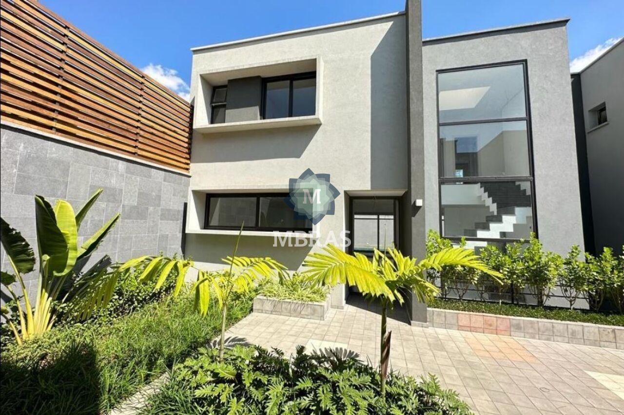 Casa em condomínio no Campo Belo - Oportunidade Única!