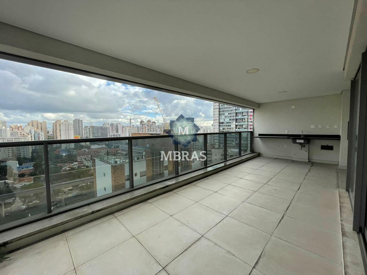 LINDO APARTAMENTO AMPLO E AREJADO