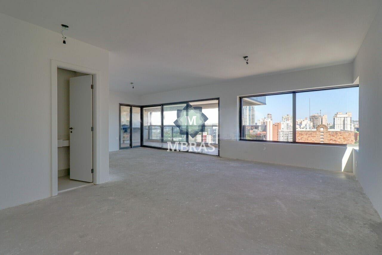 Lindo apartamento no coração do Campo Belo