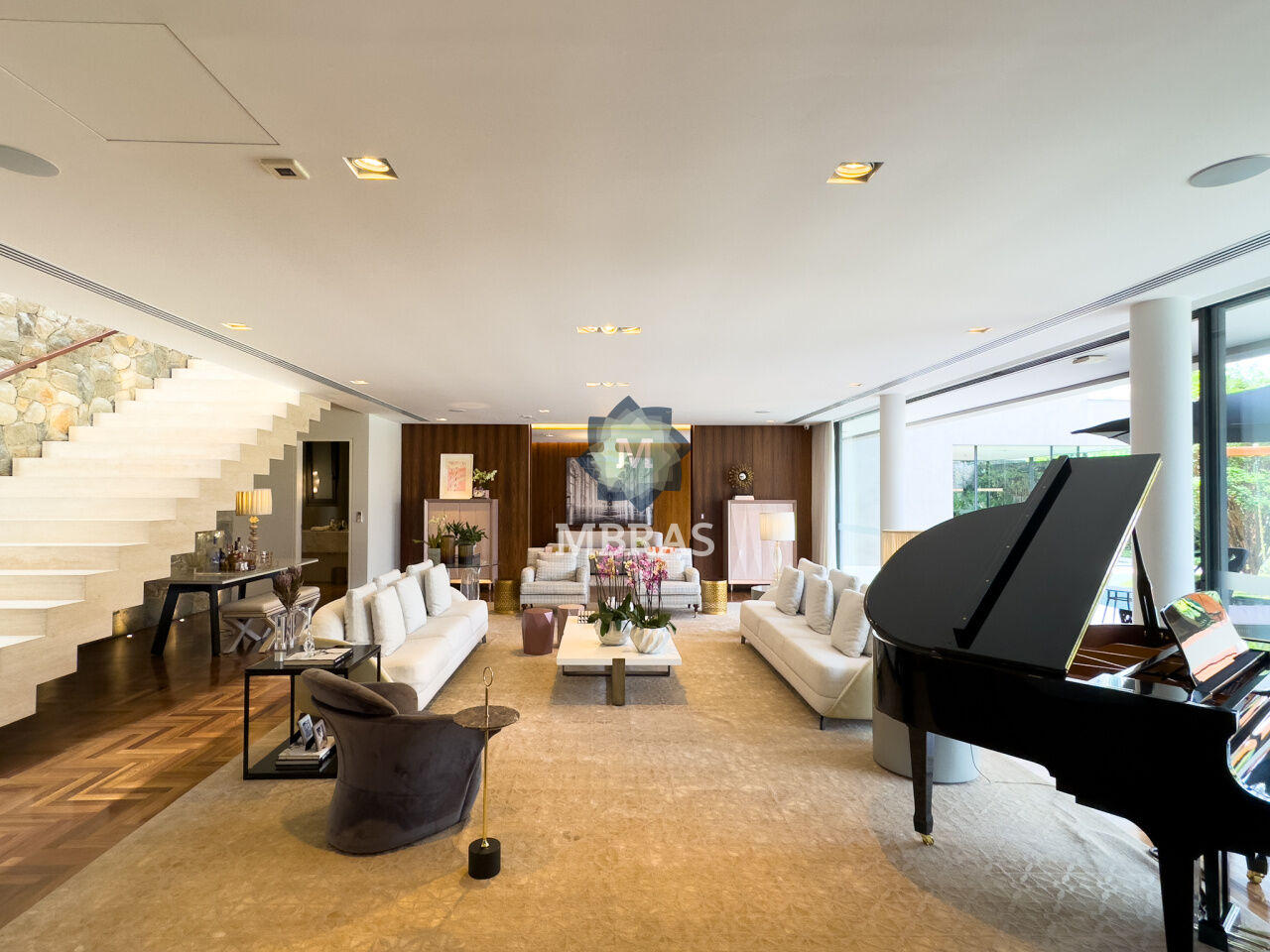 Casa com Arquitetura contemporânea no Cidade Jardim