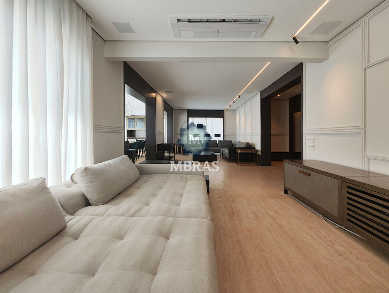 Lindo Apartamento de 236 m² com Suíte Americana no Parque Cidade Jardim