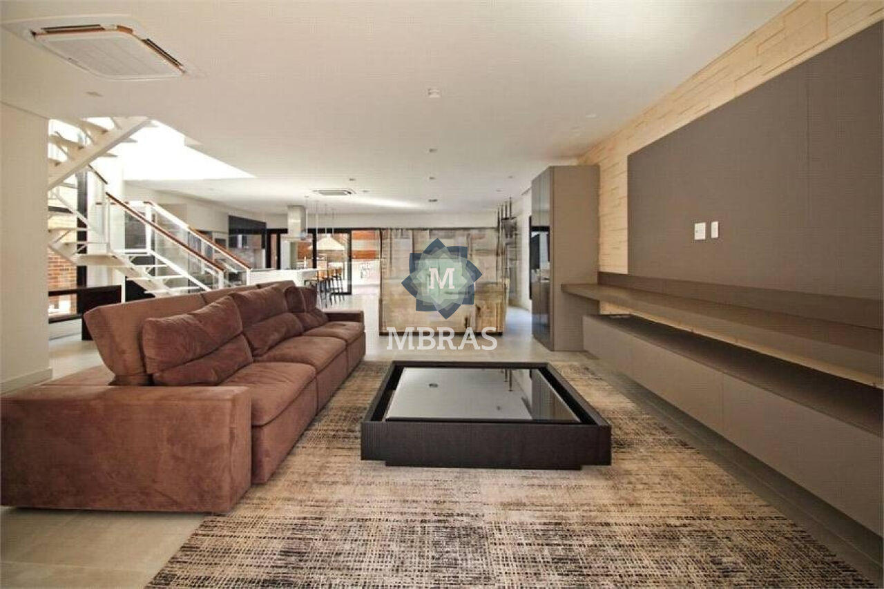 Oportunidade Única: Residência Exclusiva no Jardim Europa