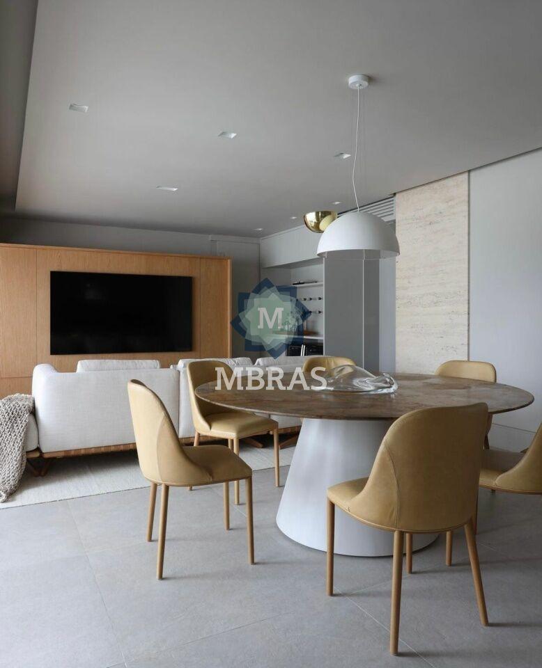 Lindo apartamento decorado por Triart Arquitetura a venda no Itaim