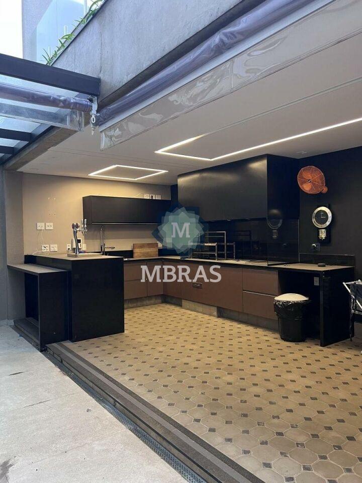 Casa com Jacuzzi no Planalto Paulista