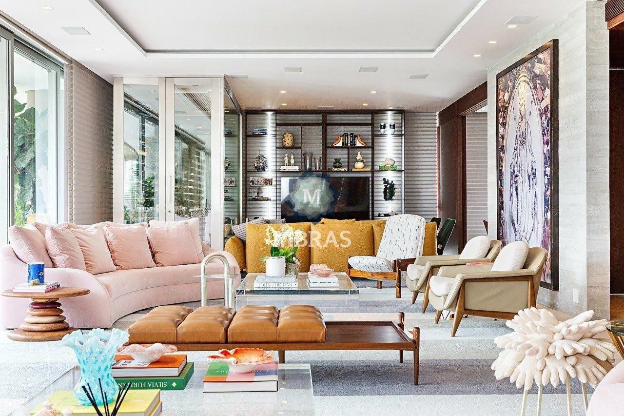 APARTAMENTO NO IBIRAPUERA, REGIÃO NOBRE DE SÃO PAULO