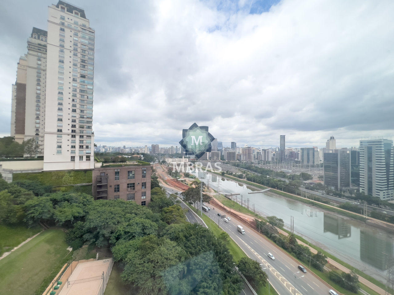 Conjunto Comercial no Cidade Jardim Corporate