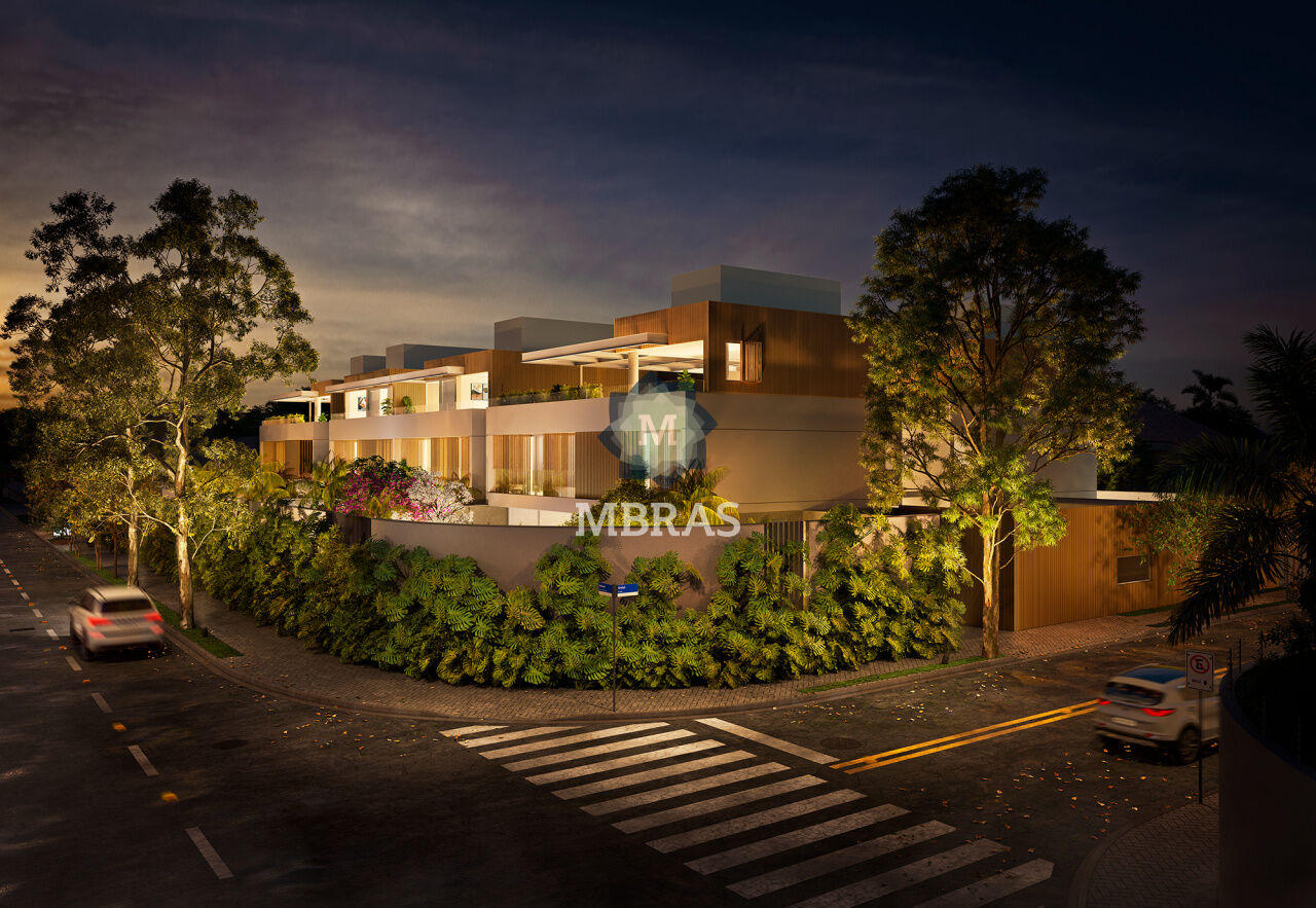 Casas luxuosas no Alto de Pinheiros