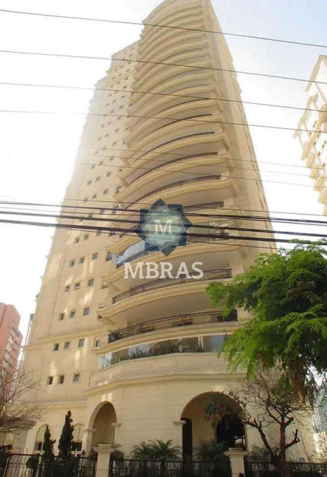 Apartamento em Rua Nobre do Itaim | 3 suítes | 4 Vagas