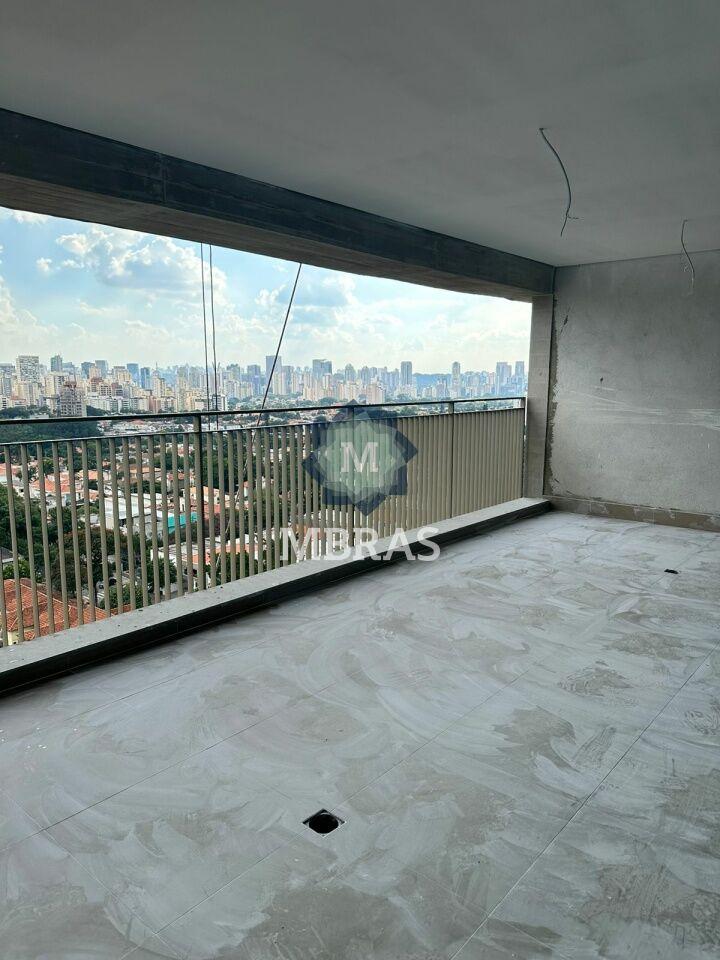 Andar alto e vista livre em Moema Pássaros
