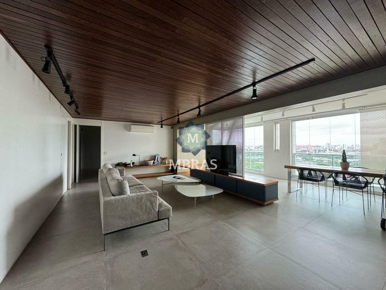 Apartamento com qualidade de vida em frente a um parque !!!!