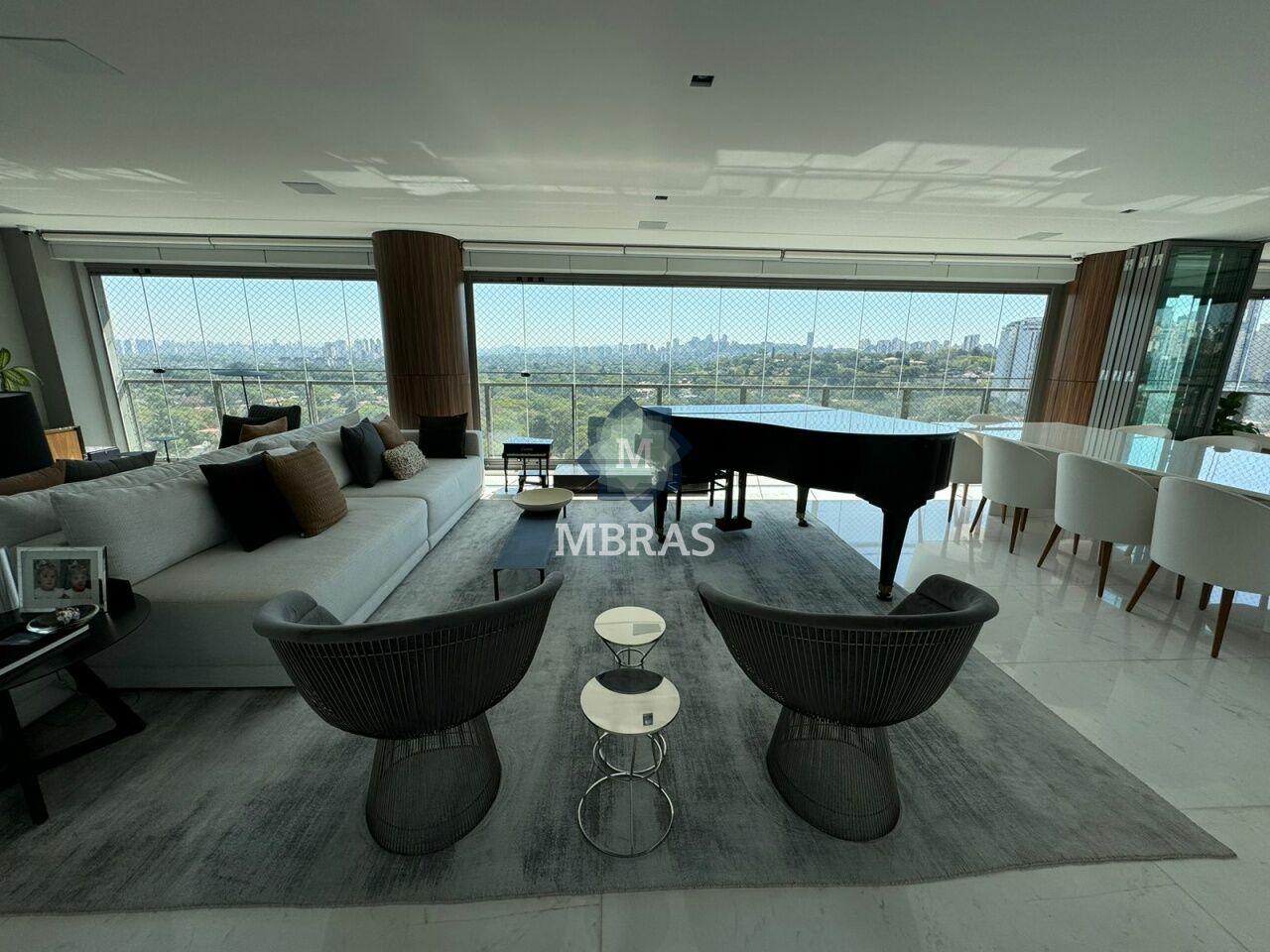 Luxuoso Apartamento com Vista Definitiva para o Verde no Alto de Pinheiros