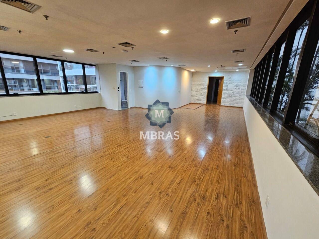Conjunto comercial no melhor dos Jardins