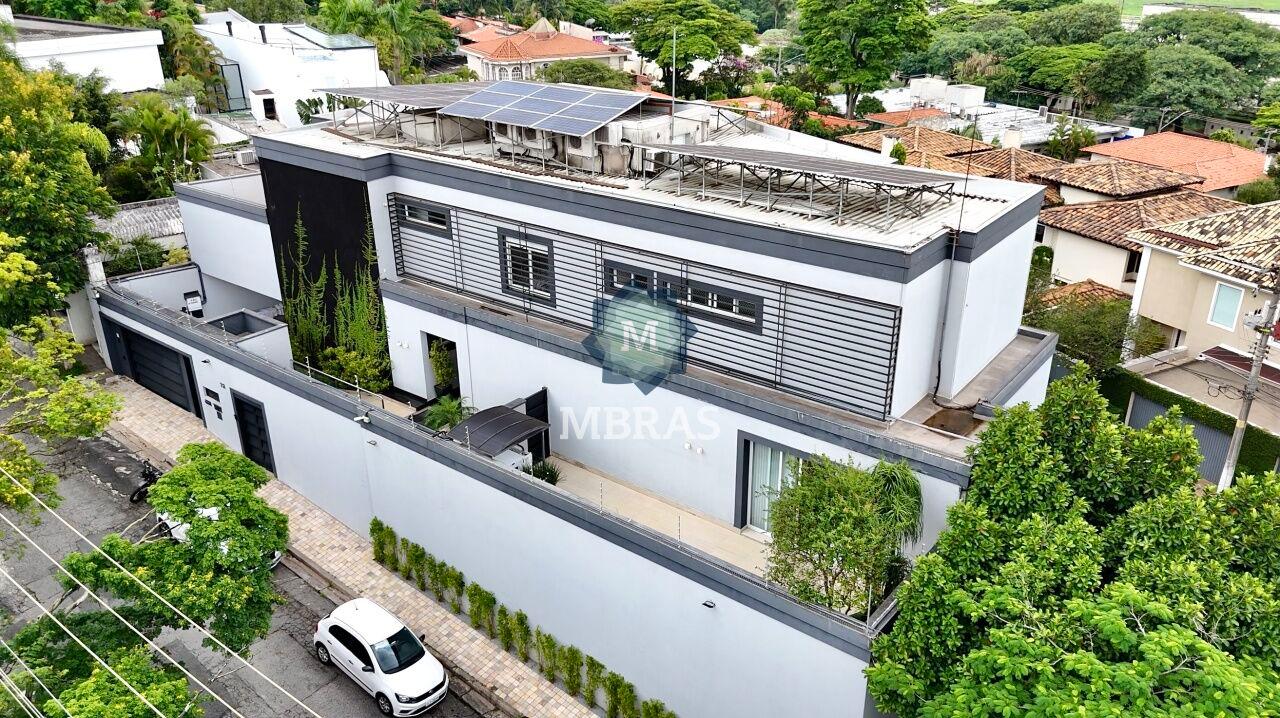 Luxuosa Residência no Cidade Jardim - 634 m² construídos e 1023 m² de terreno - 4 suítes - 15 vagas
