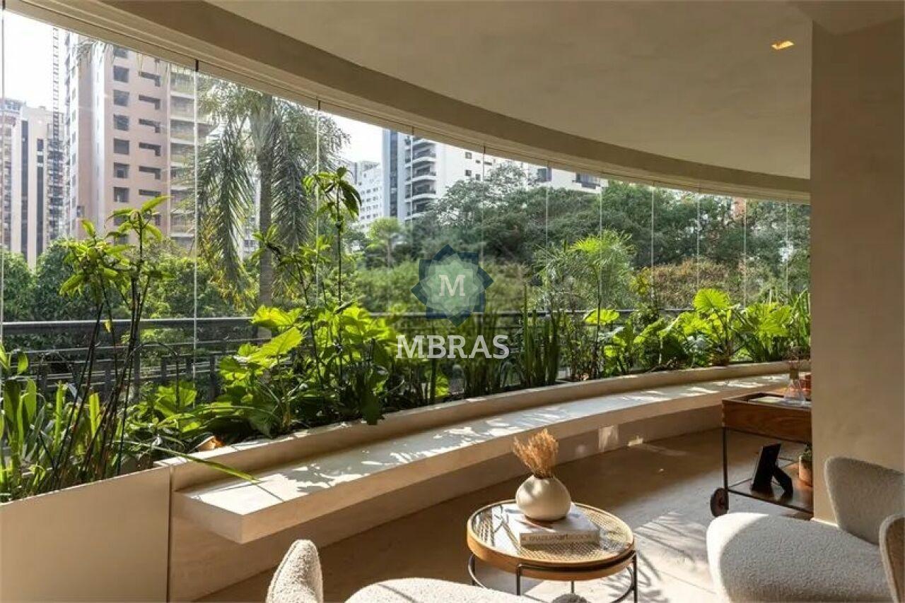 Apartamento Garden com 3 Suítes na Vila Nova Conceição Totalmente Reformado - Lourenço Castanho