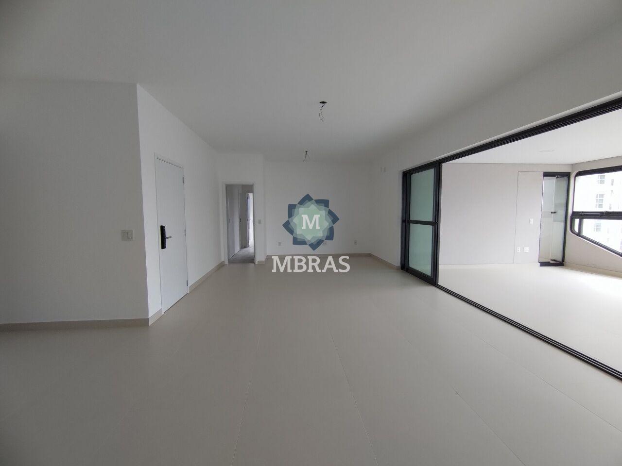 A melhor planta em andar alto no mais moderno complexo multiuso