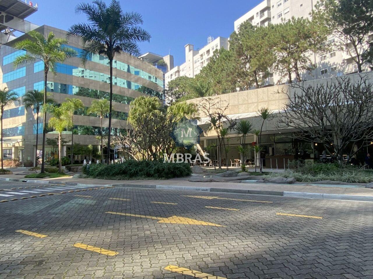 Laje comercial em corporativo ícone da Vila Olímpia