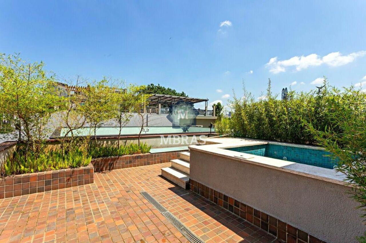 Vila Nova Conceição | 500m² | 3 suítes | 4 vagas | Roof Top