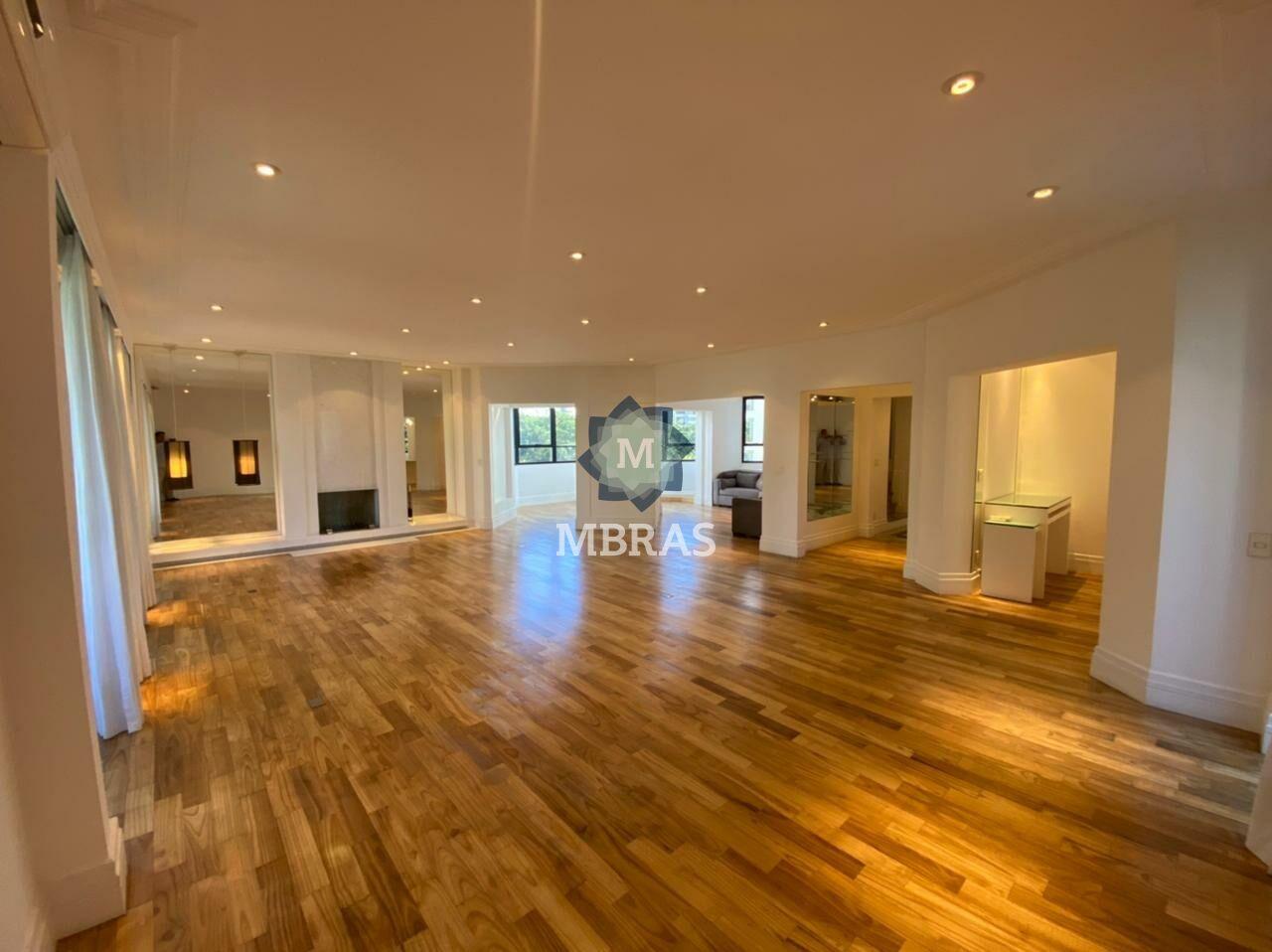 Belíssimo duplex na Vila Nova Conceição