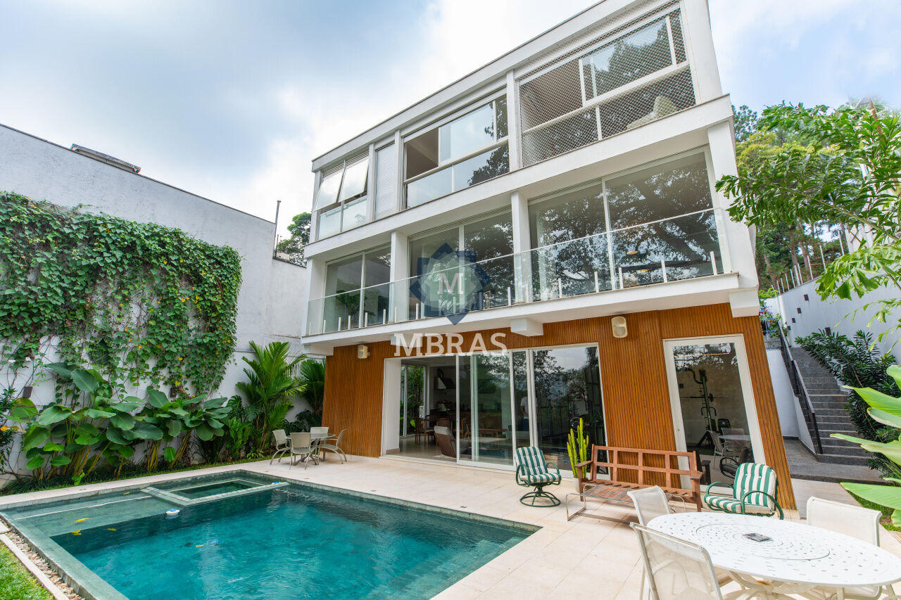 Casa Moderna no Cidade Jardim - 420 m² - 4 Quartos - 4 Vagas