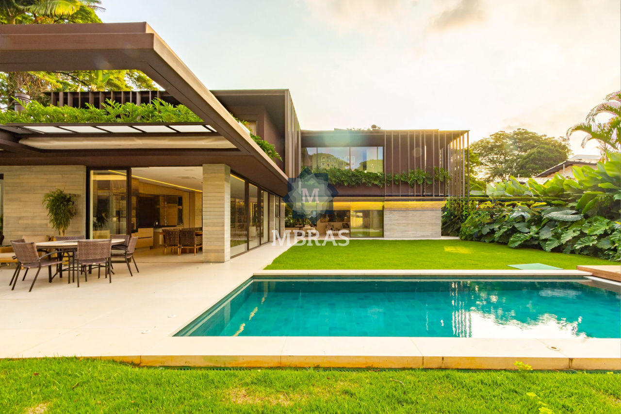 Casa Moderna no Jardim Guedala