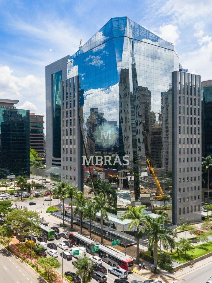 Laje Comercial em Edifício Double A no Endereço Mais Icônico de São Paulo