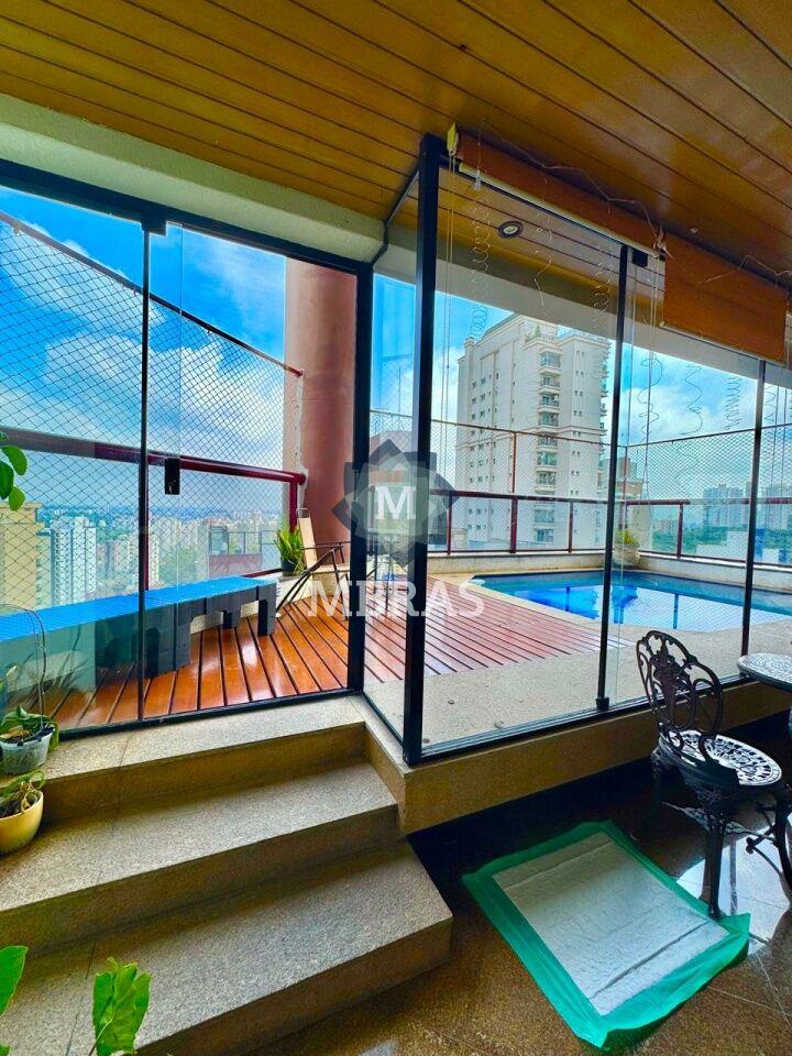 Penthouse de Alto Padrão com Piscina Privativa e Vista Panorâmica