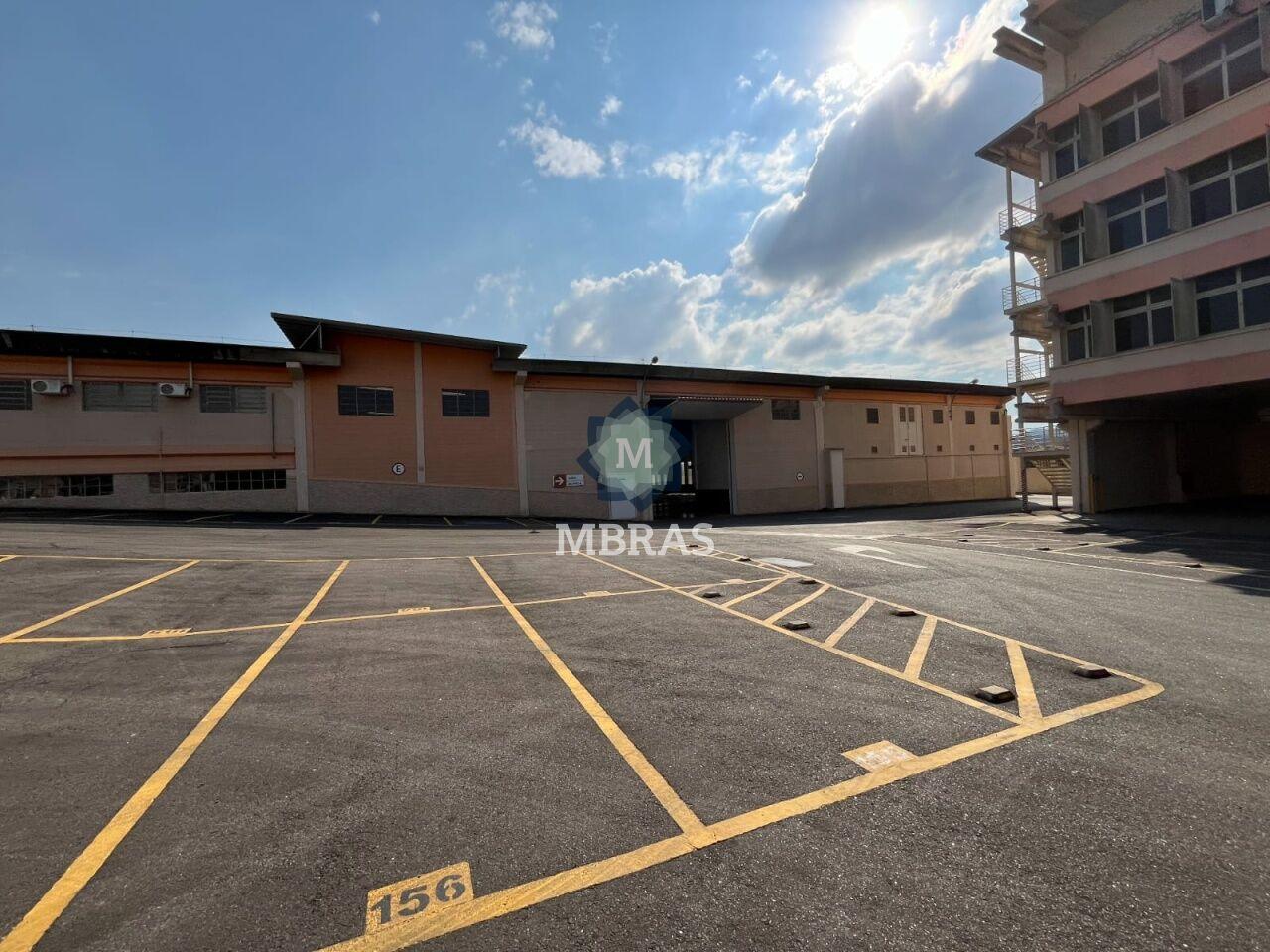 Prédio Comercial Imponente em Santana de Parnaíba ? Ideal para Grandes Corporações